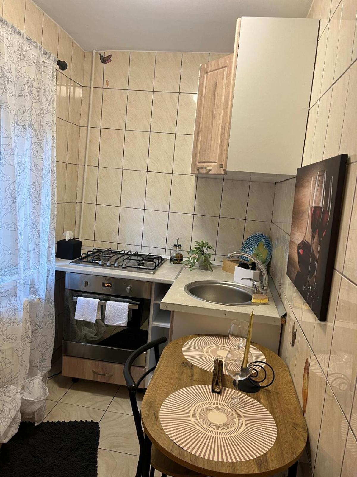 Apartament De Lux كرايوفا المظهر الخارجي الصورة