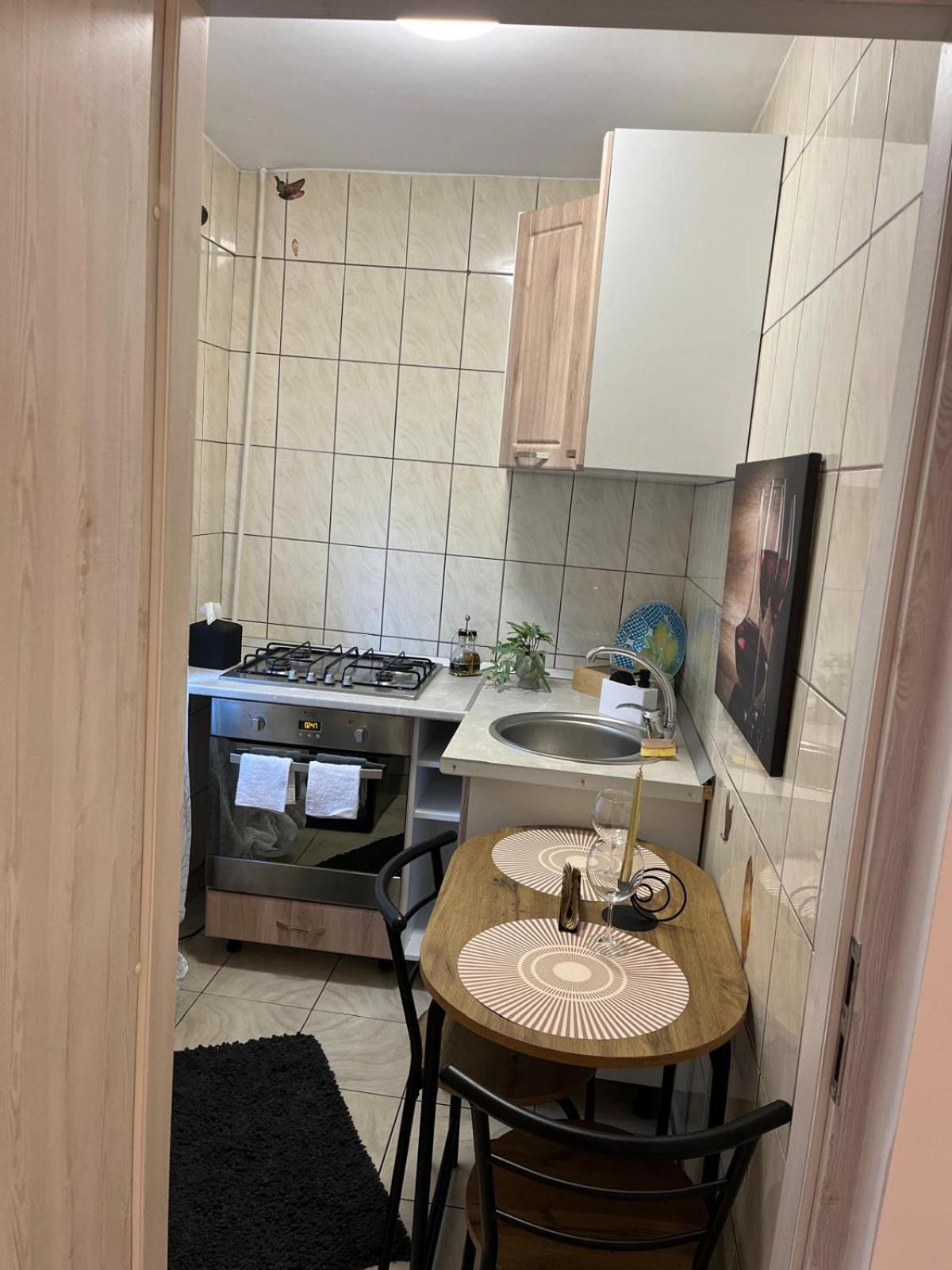 Apartament De Lux كرايوفا المظهر الخارجي الصورة